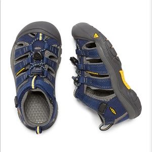 GUC Newport Blue Depths Keen- size 10 kids